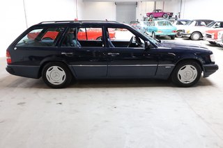 1994 Mercedes-Benz E 220 T W124 7-Sitzer - bilder 46