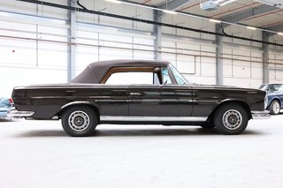 1965 Mercedes-Benz 220 SEb Cabriolet im seltenen Tabakbraun - photo 13