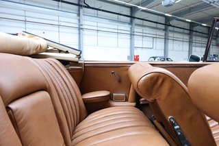 1965 Mercedes-Benz 220 SEb Cabriolet im seltenen Tabakbraun - photo 21