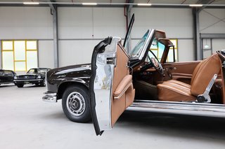 1965 Mercedes-Benz 220 SEb Cabriolet im seltenen Tabakbraun - photo 38