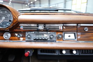 1965 Mercedes-Benz 220 SEb Cabriolet im seltenen Tabakbraun - photo 48