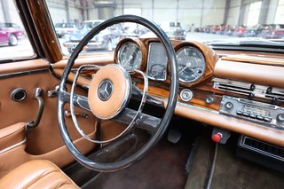 1965 Mercedes-Benz 220 SEb Cabriolet im seltenen Tabakbraun - photo 51