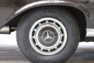 1965 Mercedes-Benz 220 SEb Cabriolet im seltenen Tabakbraun - photo 104