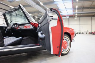 1969 Mercedes-Benz SL 280 Pagode wunderschön und teilrestauriert - photo 38