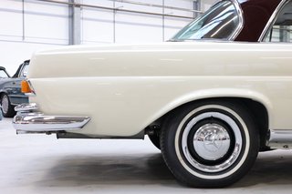 1969 Mercedes-Benz 280 SE 3.5 Liter V8 mit Luftfahrwerk, Schiebedach - photo 28