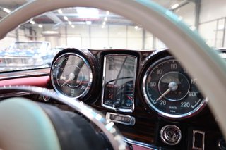 1969 Mercedes-Benz 280 SE 3.5 Liter V8 mit Luftfahrwerk, Schiebedach - photo 48