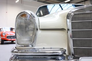 1969 Mercedes-Benz 280 SE 3.5 Liter V8 mit Luftfahrwerk, Schiebedach - photo 52