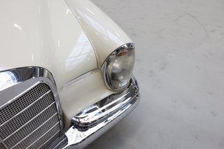 1969 Mercedes-Benz 280 SE 3.5 Liter V8 mit Luftfahrwerk, Schiebedach - photo 55