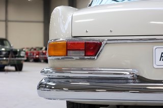 1969 Mercedes-Benz 280 SE 3.5 Liter V8 mit Luftfahrwerk, Schiebedach - photo 70