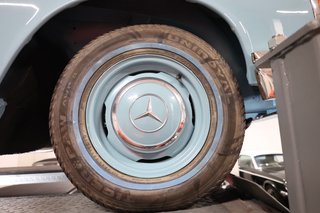 1966 Mercedes-Benz 250 SE Cabrio im wunderschönen Zustand - photo 148