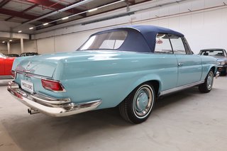 1966 Mercedes-Benz 250 SE Cabrio im wunderschönen Zustand - photo 159