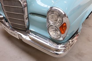 1966 Mercedes-Benz 250 SE Cabrio im wunderschönen Zustand - photo 210