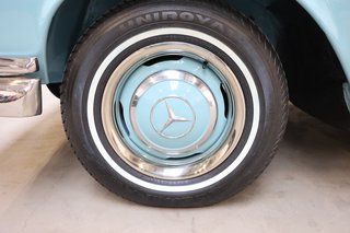 1966 Mercedes-Benz 250 SE Cabrio im wunderschönen Zustand - photo 257