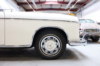 1960 Mercedes-Benz 220 SEa Ponton Cabriolet - photo 29