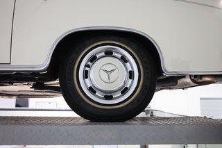 1960 Mercedes-Benz 220 SEa Ponton Cabriolet - photo 95