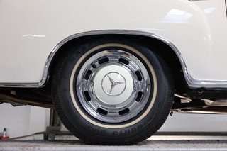 1960 Mercedes-Benz 220 SEa Ponton Cabriolet - photo 96
