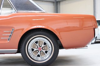 1966 Ford Mustang 289 Coupé K-Code 271 PS HiPo Pony-Deluxe - foto 23