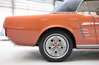 1966 Ford Mustang 289 Coupé K-Code 271 PS HiPo Pony-Deluxe - foto 28