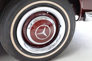 1966 Mercedes-Benz 230 SL Pagode komplett neu aufgebaut - photo 110