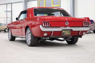 1966 Ford Mustang Coupé V8  neuer 302 V8 Motor - photo 1