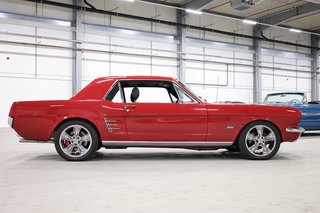 1966 Ford Mustang Coupé V8  neuer 302 V8 Motor - photo 4
