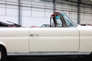 1965 Mercedes-Benz 220SE Cabrio W111 aus Kalifornien - photo 29
