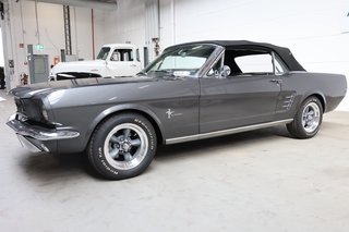 1966 Ford Mustang Cabriolet 289cui V8 Servo+Scheibenbremsen - foto 32