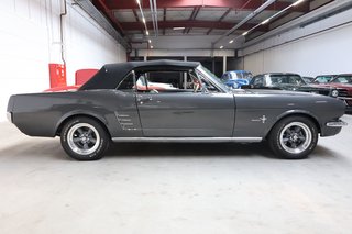 1966 Ford Mustang Cabriolet 289cui V8 Servo+Scheibenbremsen - foto 8