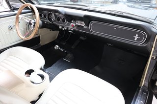 1966 Ford Mustang Cabriolet 289cui V8 Servo+Scheibenbremsen - foto 22