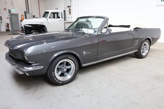 1966 Ford Mustang Cabriolet 289cui V8 Servo+Scheibenbremsen - foto 38