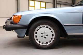 1987 Mercedes-Benz SL 560 fast wie ein Jahreswagen, aus 1. Hand - photo 22