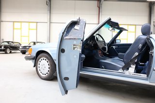 1987 Mercedes-Benz SL 560 fast wie ein Jahreswagen, aus 1. Hand - photo 33