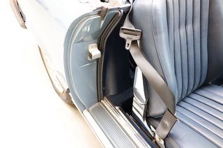 1987 Mercedes-Benz SL 560 fast wie ein Jahreswagen, aus 1. Hand - photo 36