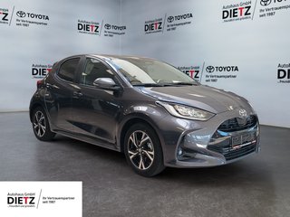 Toyota Yaris age.one-day registration Kaufen