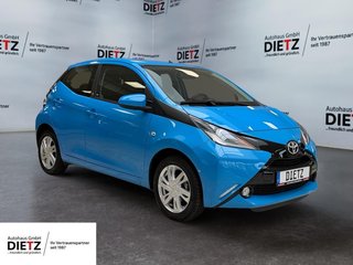 Toyota Aygo 1.0 x-play Team D*NAVI*KAM*TEMPO*1.HAND