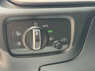 Audi A3 Limousine sport Bang & Olufsen LED Scheinw. - bilder 11