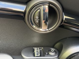 MINI Mini 3-trg. Cooper SE Essential Trim - foto 9