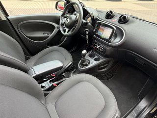 smart forfour Basis 66 kW - bilder 13