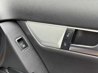 Mercedes-Benz C 180 CGI BlueEfficiency Automatik - foto 22