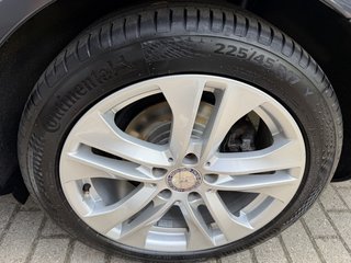 Mercedes-Benz C 180 CGI BlueEfficiency Automatik - foto 35
