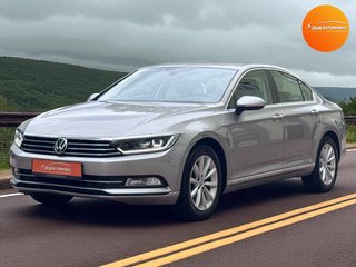 Volkswagen Passat Highline BMT/Start-Stopp  1.Hand