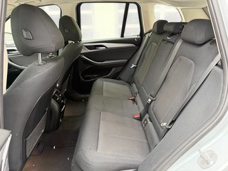 BMW X3 xDrive 20 i Advantage Panorama Dach - foto 8
