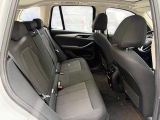 BMW X3 xDrive 20 i Advantage Panorama Dach - foto 6