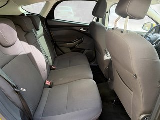 Ford Focus Titanium PDC SHZ 6 Gang - foto 6