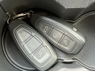 Ford Focus Titanium PDC SHZ 6 Gang - foto 24