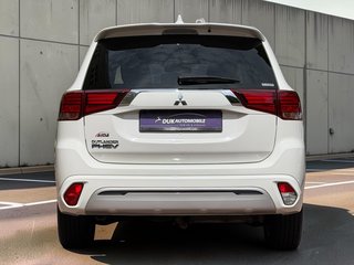 Mitsubishi Outlander PHEV Basis 4WD Plug in Hybrid - bilder 39