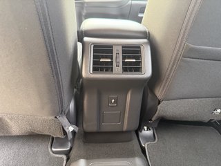 Mitsubishi Outlander PHEV Basis 4WD Plug in Hybrid - bilder 37
