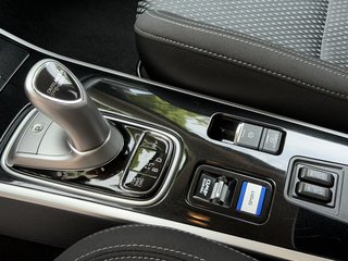 Mitsubishi Outlander PHEV Basis 4WD Plug in Hybrid - bilder 24