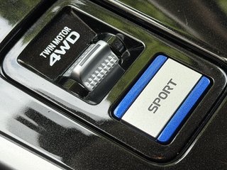 Mitsubishi Outlander PHEV Basis 4WD Plug in Hybrid - bilder 26