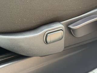 Mitsubishi Outlander PHEV Basis 4WD Plug in Hybrid - bilder 9